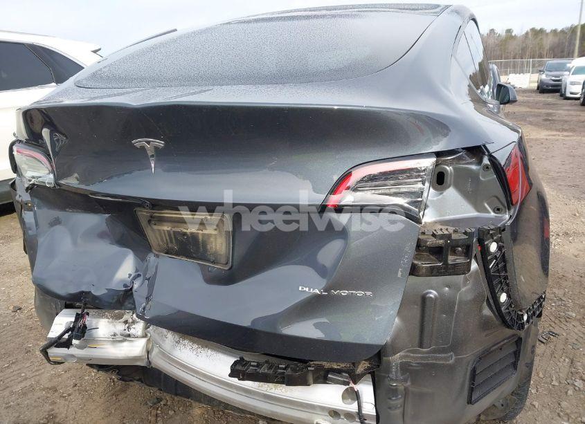 Photo 22 of 2022 Tesla Model Y LONG RANGE DUAL MOTOR ALL-WHEEL DRIVE (VIN 7SAYGAEE8NF531189)