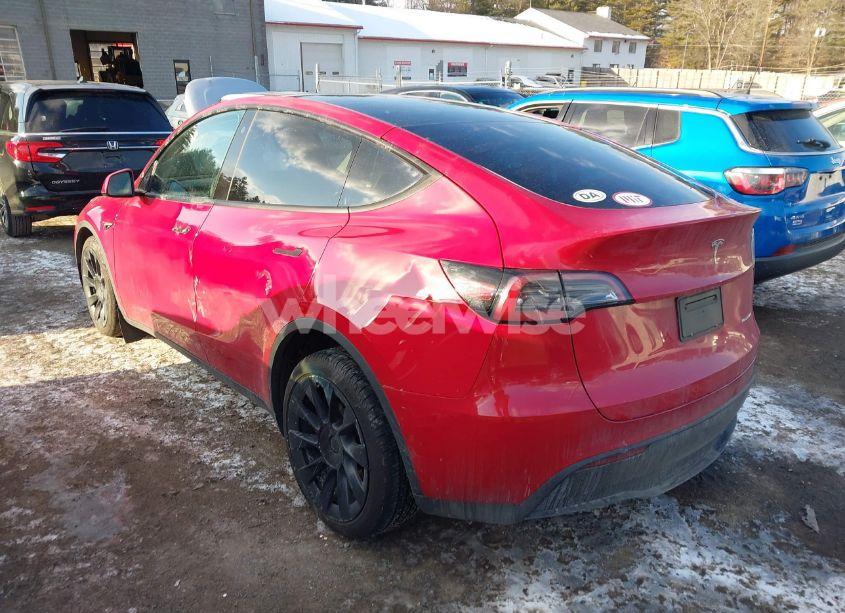 Photo 3 of 2023 Tesla Model Y AWD/LONG RANGE DUAL MOTOR ALL-WHEEL DRIVE (VIN 7SAYGAEE8PF587474)