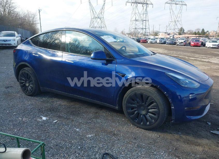 2023 Tesla Model Y AWD/LONG RANGE DUAL MOTOR ALL-WHEEL DRIVE (VIN 7SAYGAEE8PF832094) main photo