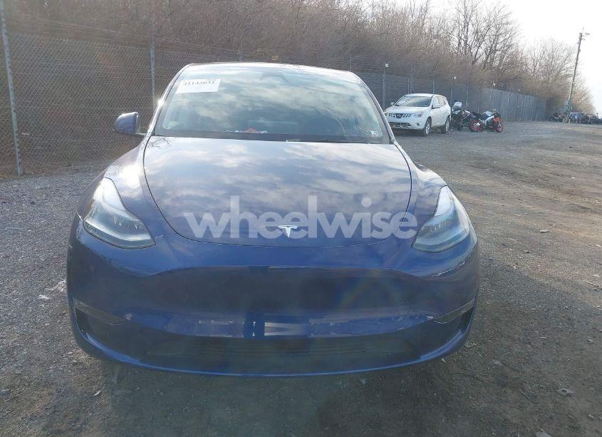 Photo 12 of 2023 Tesla Model Y AWD/LONG RANGE DUAL MOTOR ALL-WHEEL DRIVE (VIN 7SAYGAEE8PF832094)