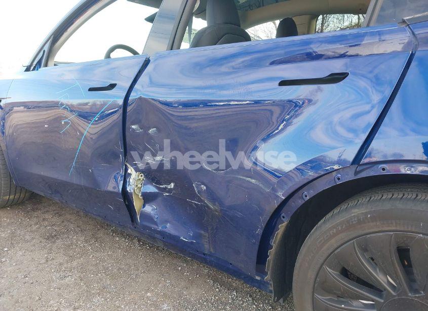 Photo 19 of 2023 Tesla Model Y AWD/LONG RANGE DUAL MOTOR ALL-WHEEL DRIVE (VIN 7SAYGAEE8PF832094)