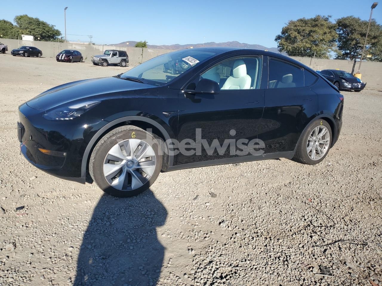 2023 TESLA MODEL Y (VIN 7SAYGAEE8PF873194) main photo
