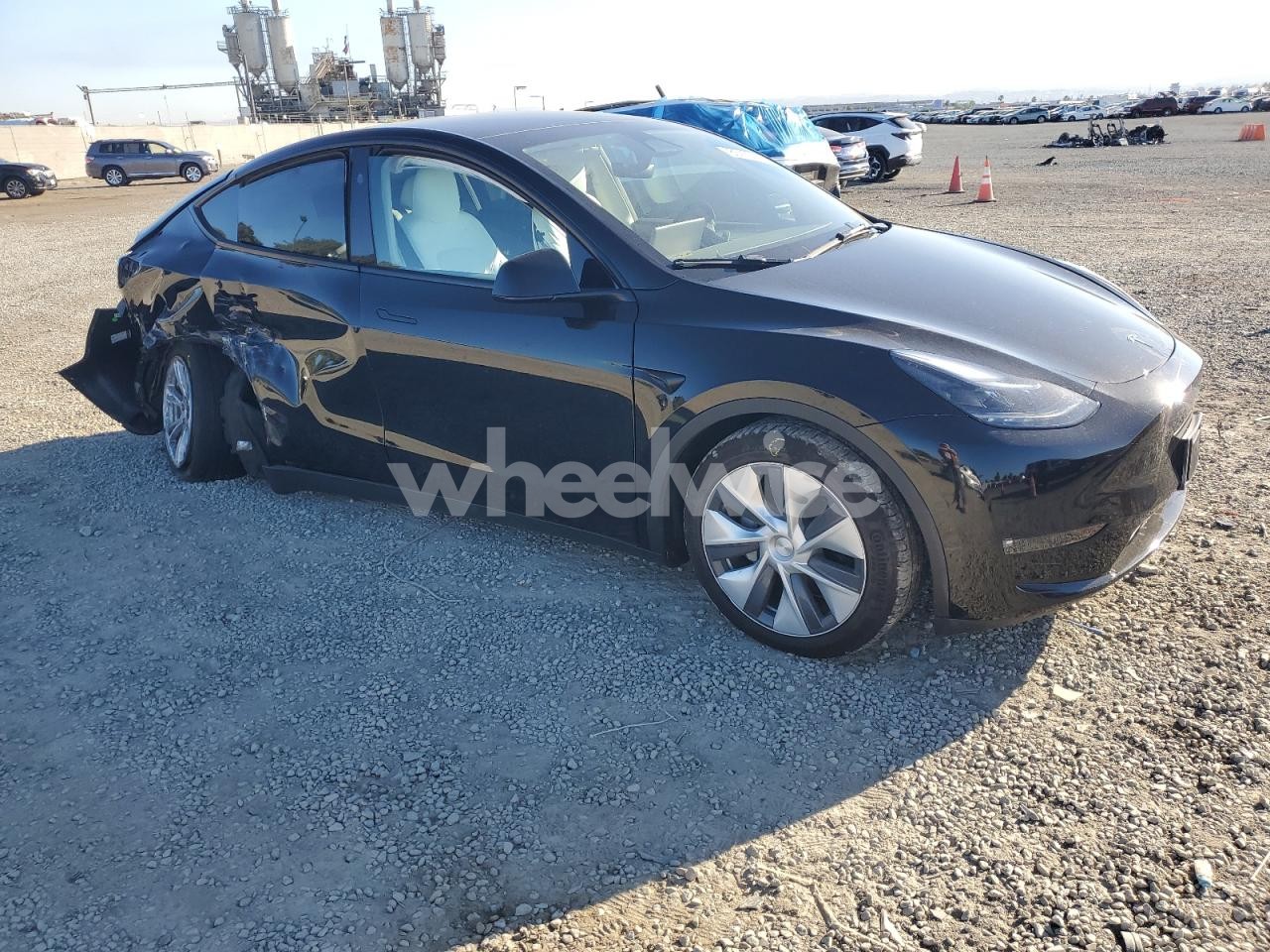 Photo 4 of 2023 TESLA MODEL Y (VIN 7SAYGAEE8PF873194)