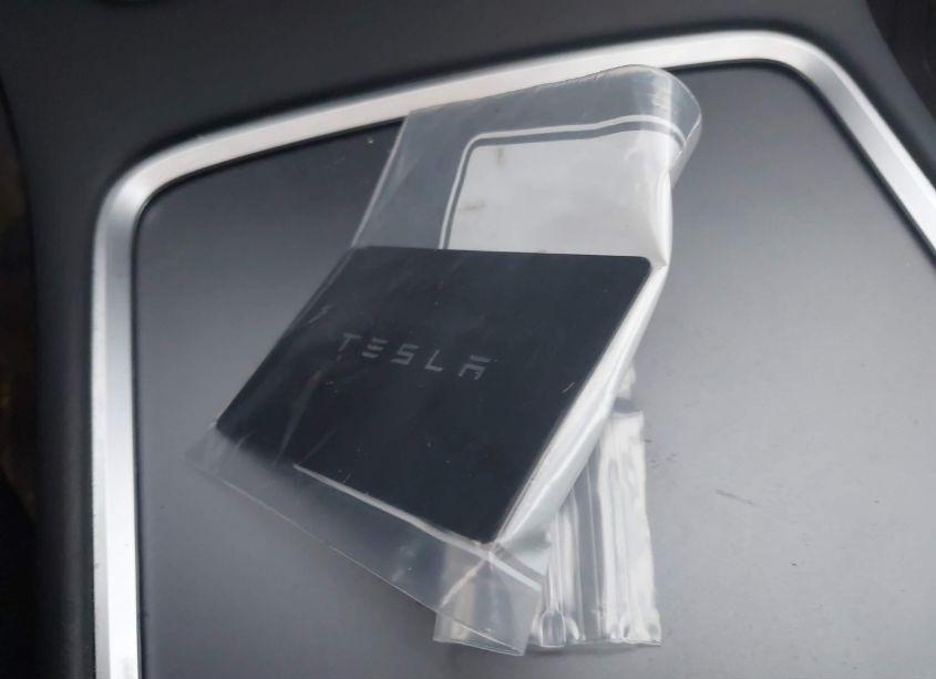 Photo 11 of 2023 Tesla Model Y AWD/LONG RANGE DUAL MOTOR ALL-WHEEL DRIVE (VIN 7SAYGAEE8PF918764)