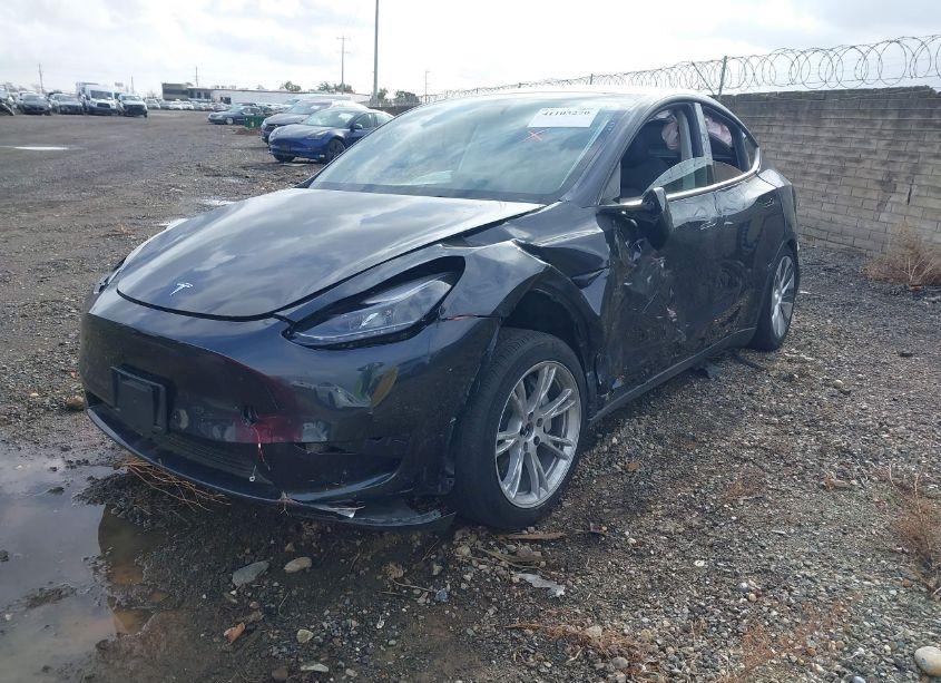 Photo 2 of 2024 Tesla Model Y LONG RANGE DUAL MOTOR ALL-WHEEL DRIVE (VIN 7SAYGAEE8RF069271)