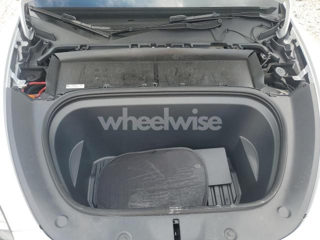 Photo 6 of 2024 TESLA MODEL Y (VIN 7SAYGAEE8RF102690)