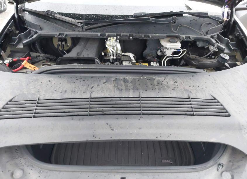 Photo 10 of 2022 Tesla Model Y LONG RANGE DUAL MOTOR ALL-WHEEL DRIVE (VIN 7SAYGAEE9NF312886)