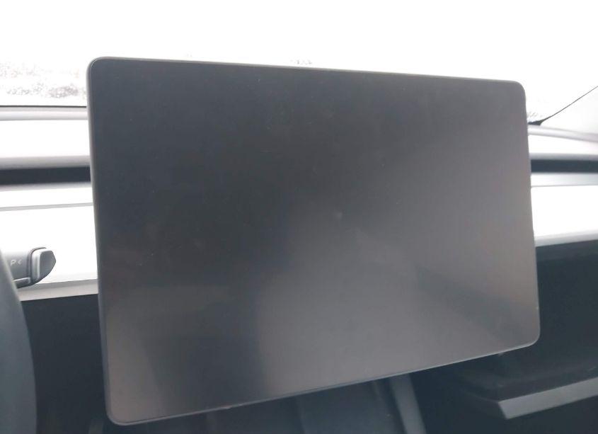 Photo 18 of 2022 Tesla Model Y LONG RANGE DUAL MOTOR ALL-WHEEL DRIVE (VIN 7SAYGAEE9NF312886)