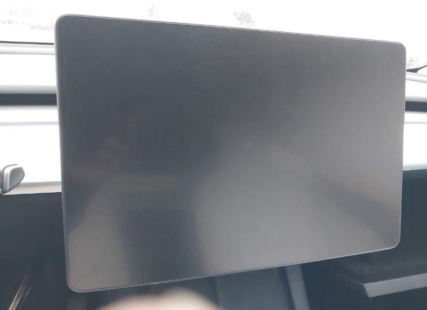 Photo 7 of 2022 Tesla Model Y LONG RANGE DUAL MOTOR ALL-WHEEL DRIVE (VIN 7SAYGAEE9NF312886)