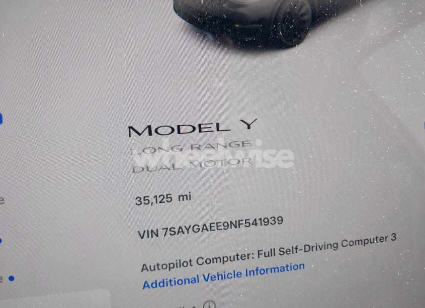 Photo 15 of 2022 Tesla Model Y LONG RANGE DUAL MOTOR ALL-WHEEL DRIVE (VIN 7SAYGAEE9NF541939)