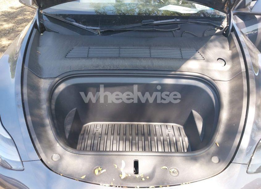 Photo 10 of 2023 Tesla Model Y AWD/LONG RANGE DUAL MOTOR ALL-WHEEL DRIVE (VIN 7SAYGAEE9PF916988)