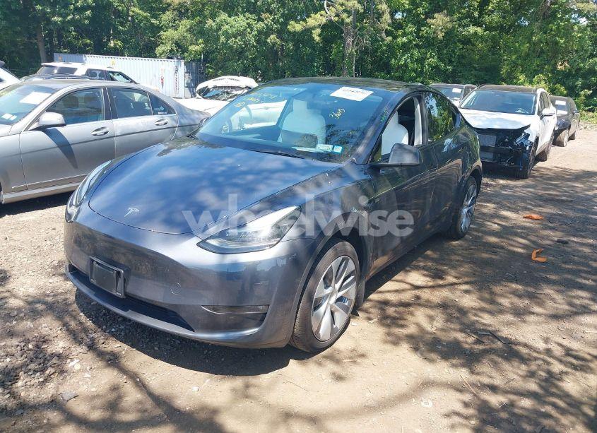 Photo 2 of 2023 Tesla Model Y AWD/LONG RANGE DUAL MOTOR ALL-WHEEL DRIVE (VIN 7SAYGAEE9PF916988)