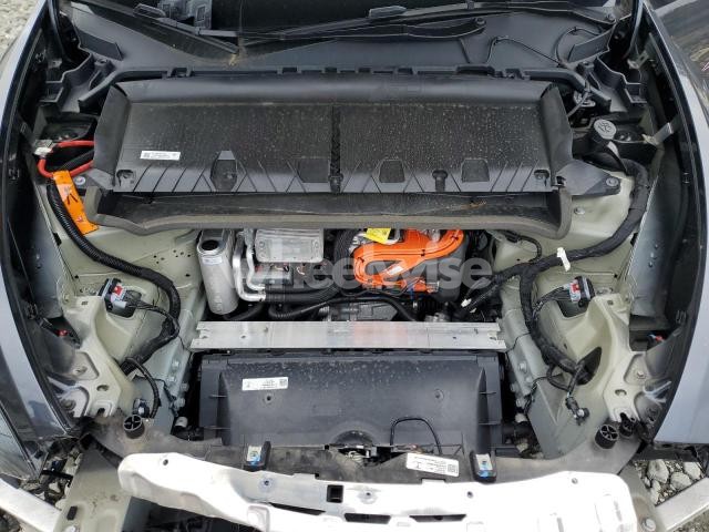 Photo 4 of 2025 TESLA MODEL Y (VIN 7SAYGAEE9SF294644)