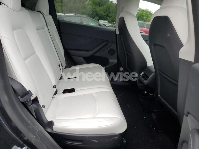 Photo 8 of 2025 TESLA MODEL Y (VIN 7SAYGAEE9SF294644)