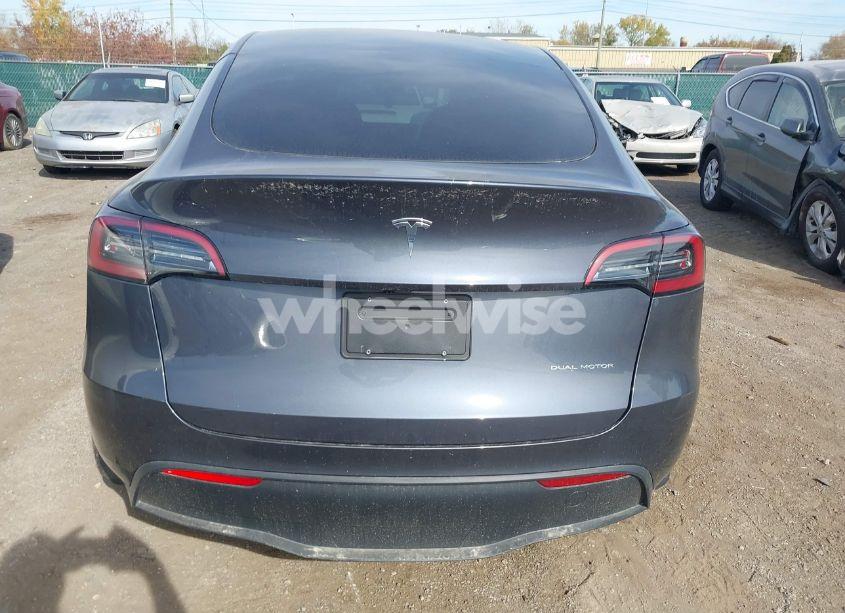 Photo 15 of 2023 Tesla Model Y AWD/LONG RANGE DUAL MOTOR ALL-WHEEL DRIVE (VIN 7SAYGAEEXPF695613)
