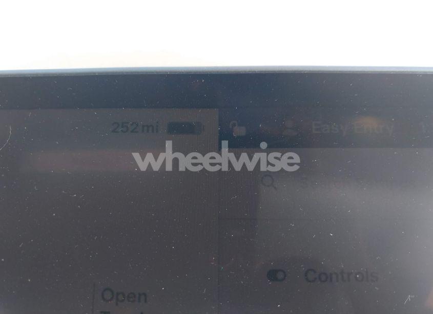 Photo 16 of 2023 Tesla Model Y AWD/LONG RANGE DUAL MOTOR ALL-WHEEL DRIVE (VIN 7SAYGAEEXPF695613)