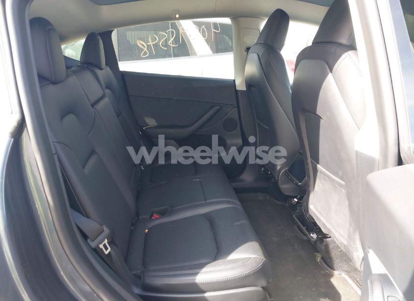 Photo 8 of 2023 Tesla Model Y AWD/LONG RANGE DUAL MOTOR ALL-WHEEL DRIVE (VIN 7SAYGAEEXPF695613)