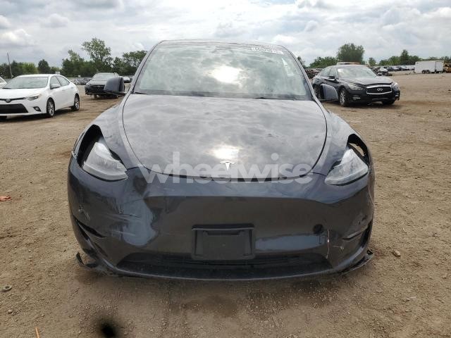 Photo 4 of 2024 TESLA MODEL Y (VIN 7SAYGAEEXRF072902)