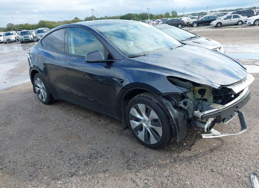 2024 Tesla Model Y LONG RANGE DUAL MOTOR ALL-WHEEL DRIVE/RWD (VIN 7SAYGDED0RF032868) main photo