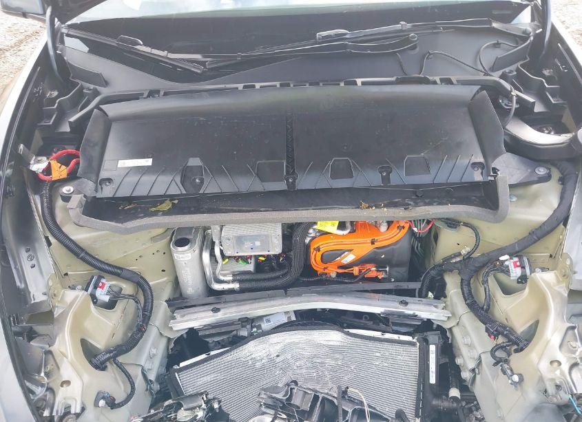 Photo 10 of 2024 Tesla Model Y LONG RANGE/RWD (VIN 7SAYGDED0RF096263)