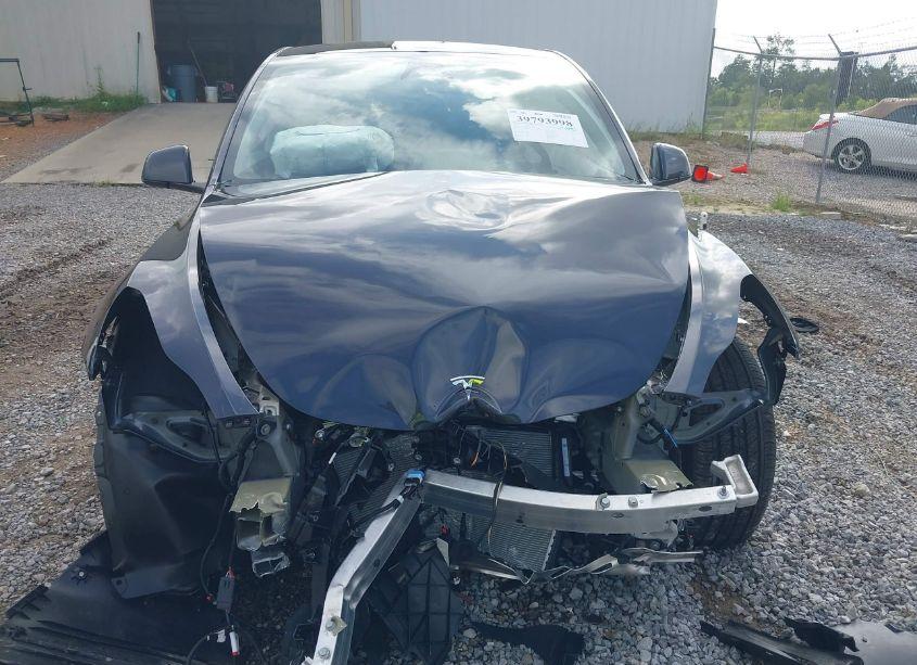 Photo 6 of 2024 Tesla Model Y LONG RANGE/RWD (VIN 7SAYGDED0RF096263)