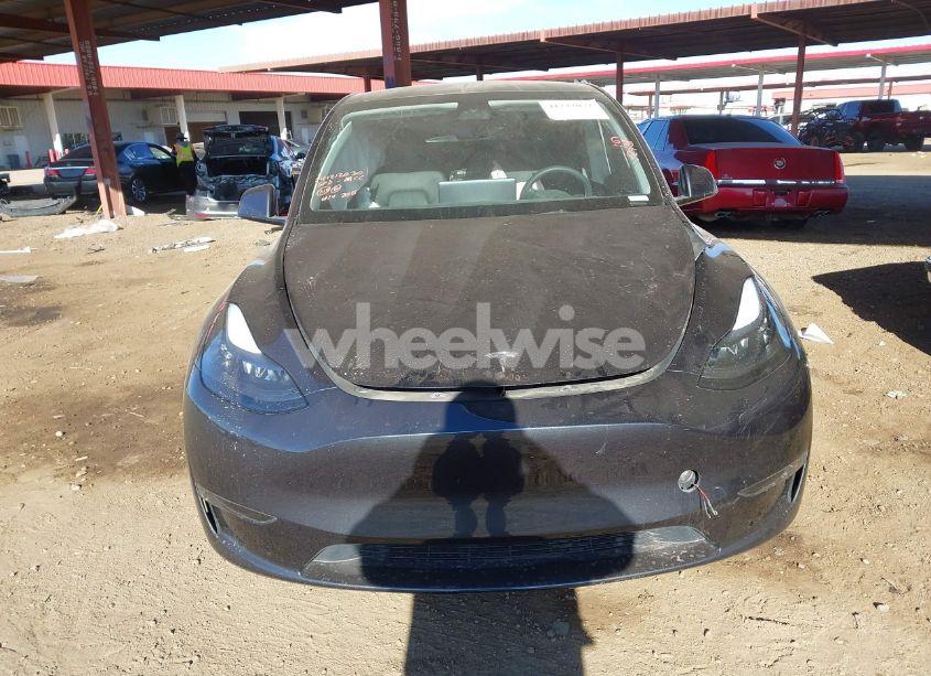 Photo 12 of 2024 Tesla Model Y LONG RANGE DUAL MOTOR ALL-WHEEL DRIVE/RWD (VIN 7SAYGDED0RF186917)