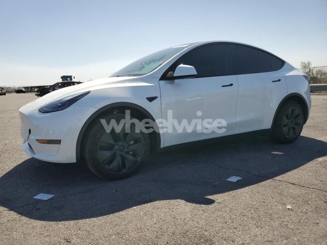 Photo 6 of 2025 TESLA MODEL Y (VIN 7SAYGDED0SF240884)