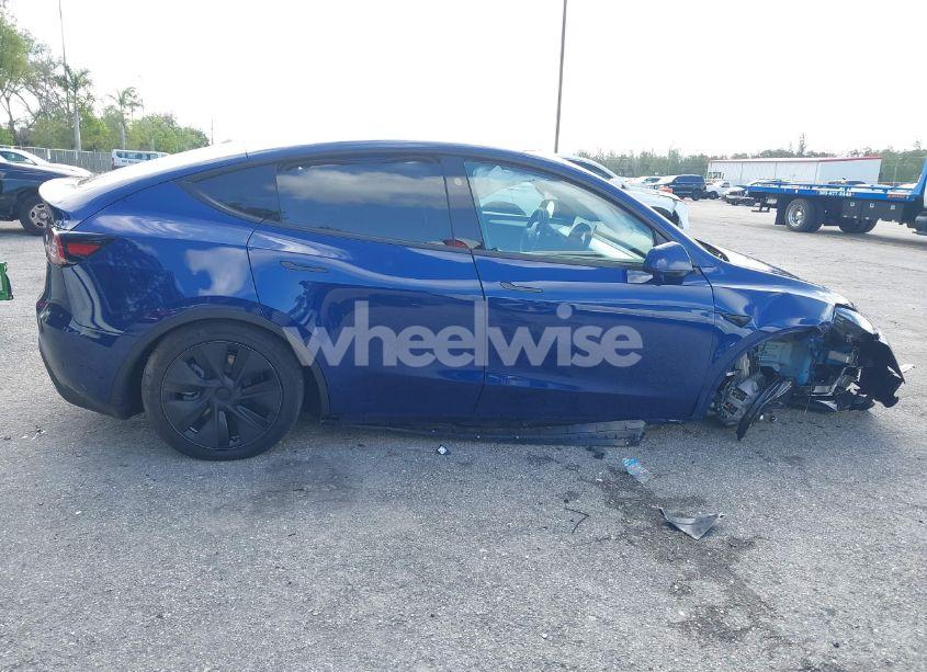 Photo 13 of 2025 Tesla Model Y LONG RANGE DUAL MOTOR ALL-WHEEL DRIVE (VIN 7SAYGDED0SF256650)