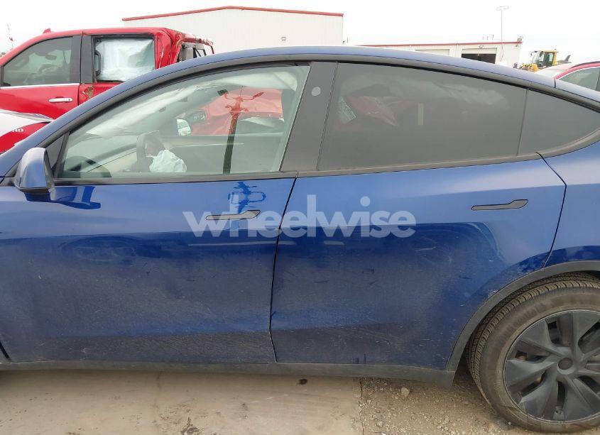 Photo 15 of 2024 Tesla Model Y (VIN 7SAYGDED1RA308245)