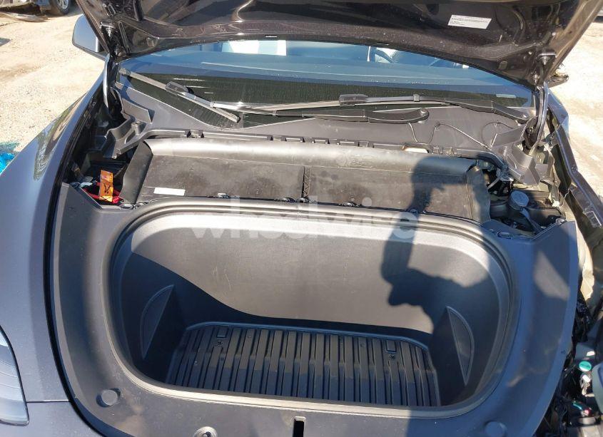 Photo 10 of 2024 Tesla Model Y LONG RANGE DUAL MOTOR ALL-WHEEL DRIVE/RWD (VIN 7SAYGDED1RF084462)