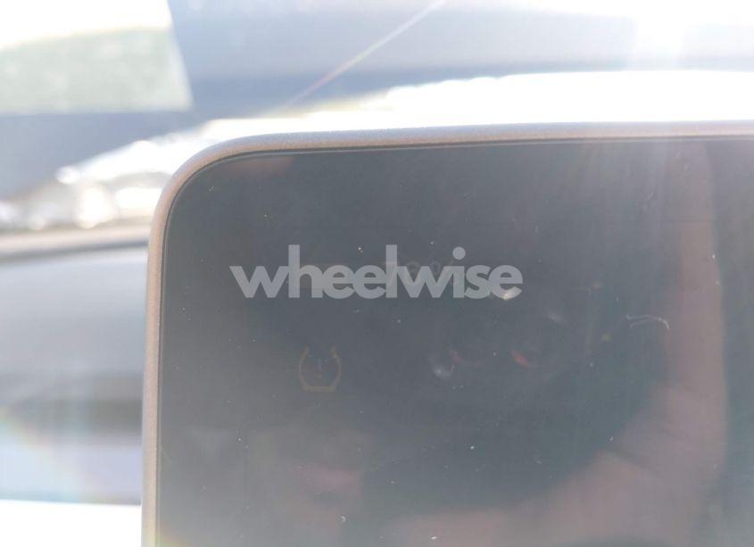 Photo 16 of 2024 Tesla Model Y LONG RANGE DUAL MOTOR ALL-WHEEL DRIVE/RWD (VIN 7SAYGDED1RF084462)