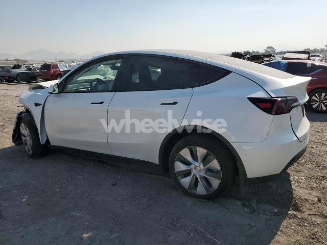 Photo 5 of 2024 TESLA MODEL Y (VIN 7SAYGDED1RF091587)