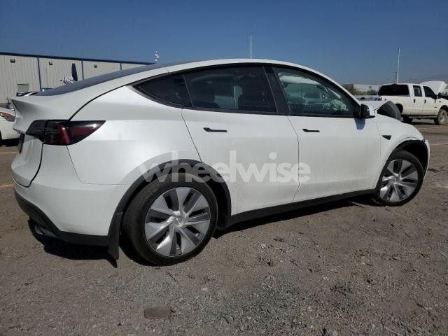 Photo 7 of 2024 TESLA MODEL Y (VIN 7SAYGDED1RF091587)