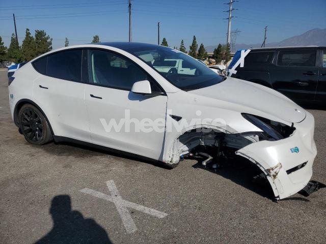 Photo 5 of 2024 TESLA MODEL Y (VIN 7SAYGDED1RF095591)