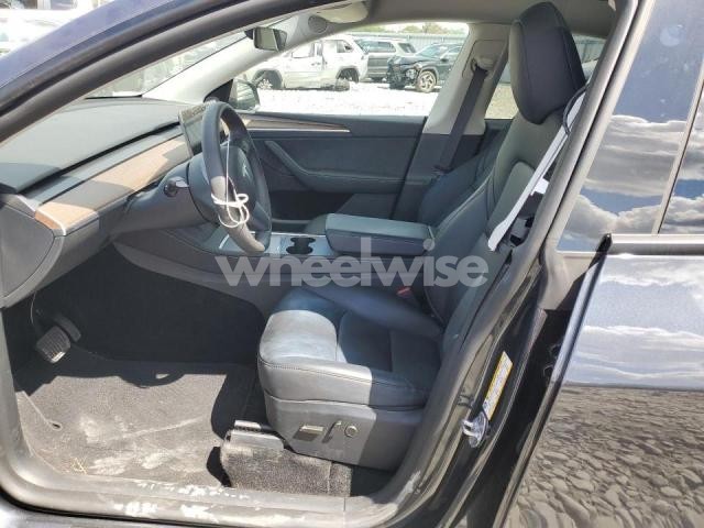 Photo 4 of 2024 TESLA MODEL Y (VIN 7SAYGDED1RF212148)