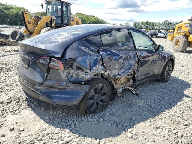 Photo 7 of 2024 TESLA MODEL Y (VIN 7SAYGDED1RF212148)