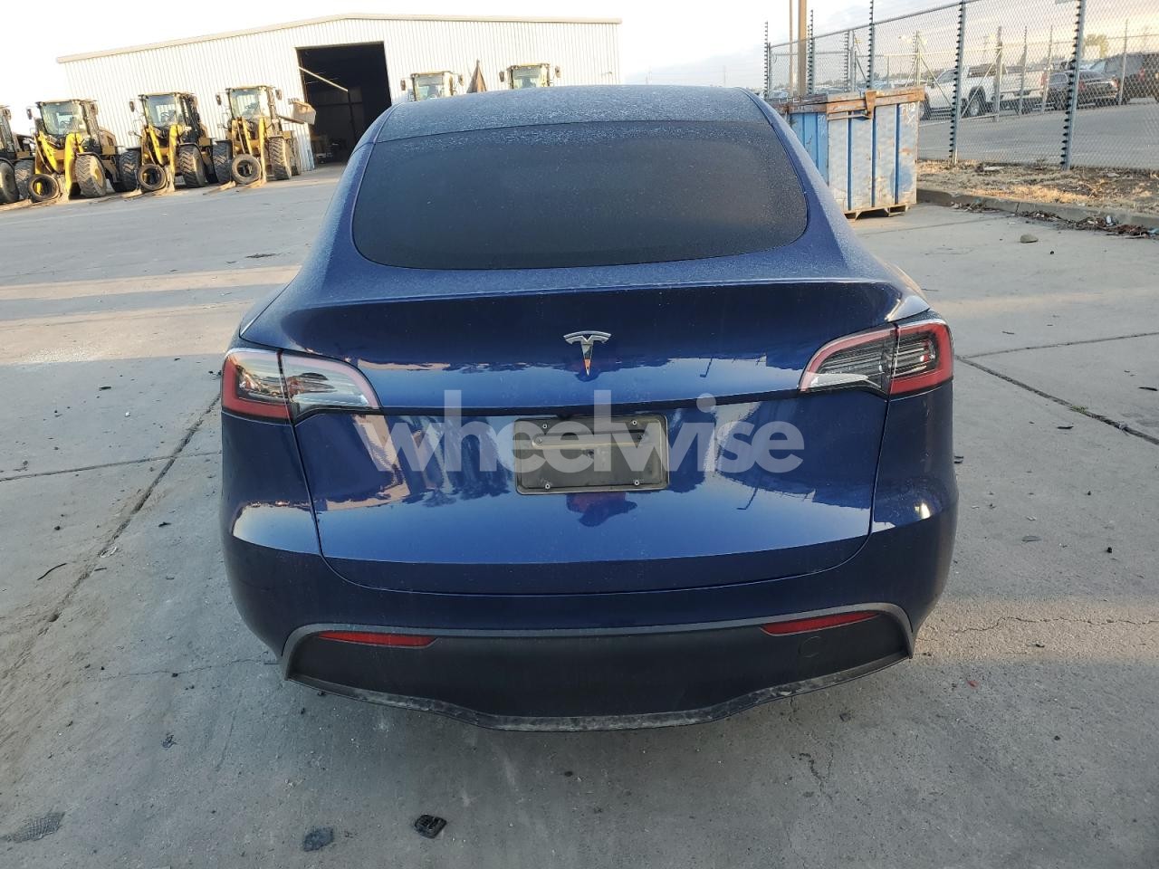 Photo 6 of 2025 TESLA MODEL Y (VIN 7SAYGDED1SF309579)