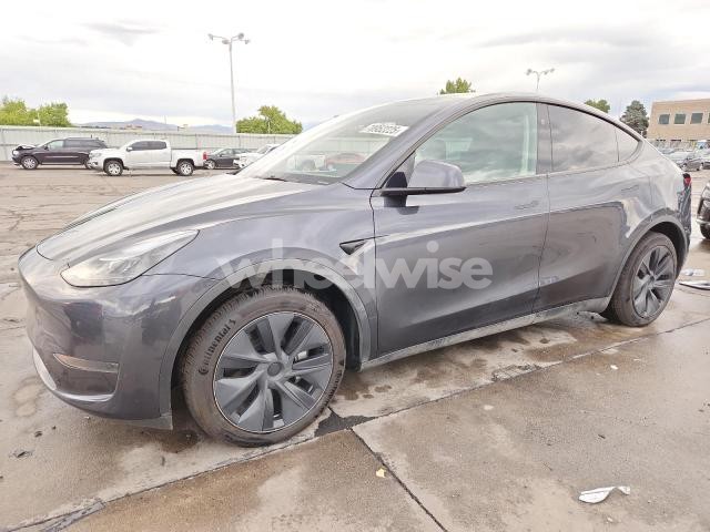 Photo 3 of 2024 TESLA MODEL Y (VIN 7SAYGDED2RA334224)