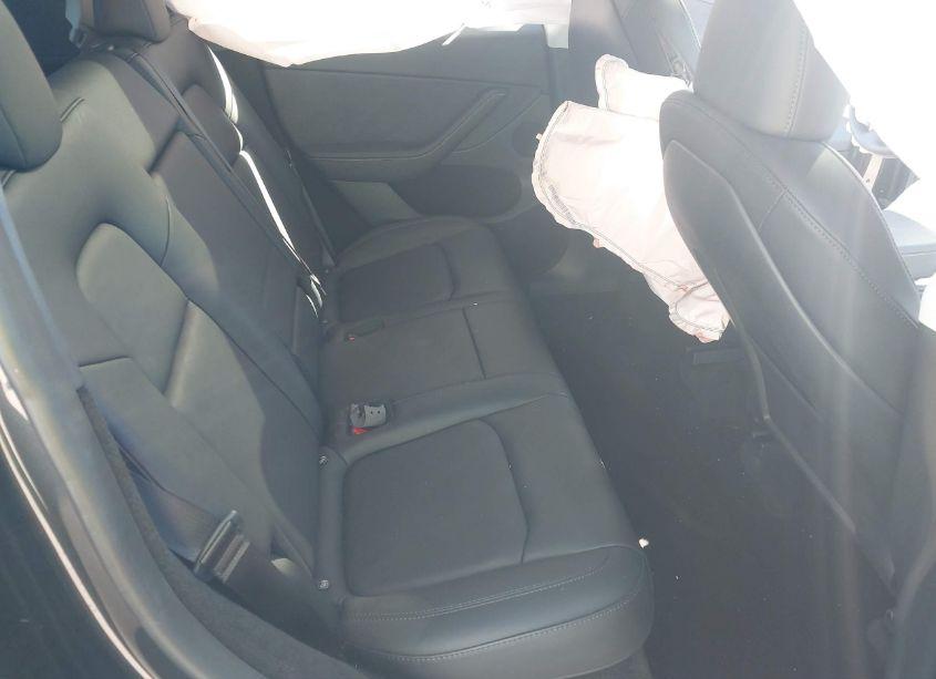 Photo 8 of 2024 Tesla Model Y LONG RANGE DUAL MOTOR ALL-WHEEL DRIVE/RWD (VIN 7SAYGDED2RF018387)