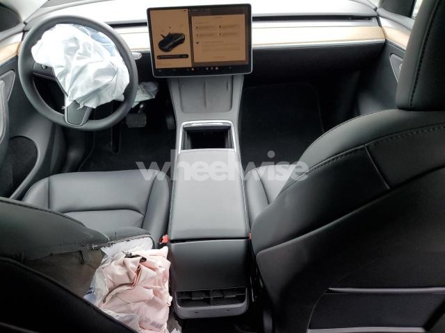 Photo 11 of 2024 TESLA MODEL Y (VIN 7SAYGDED2RF040079)