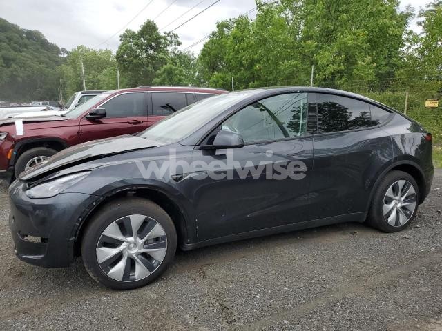Photo 8 of 2024 TESLA MODEL Y (VIN 7SAYGDED2RF040079)