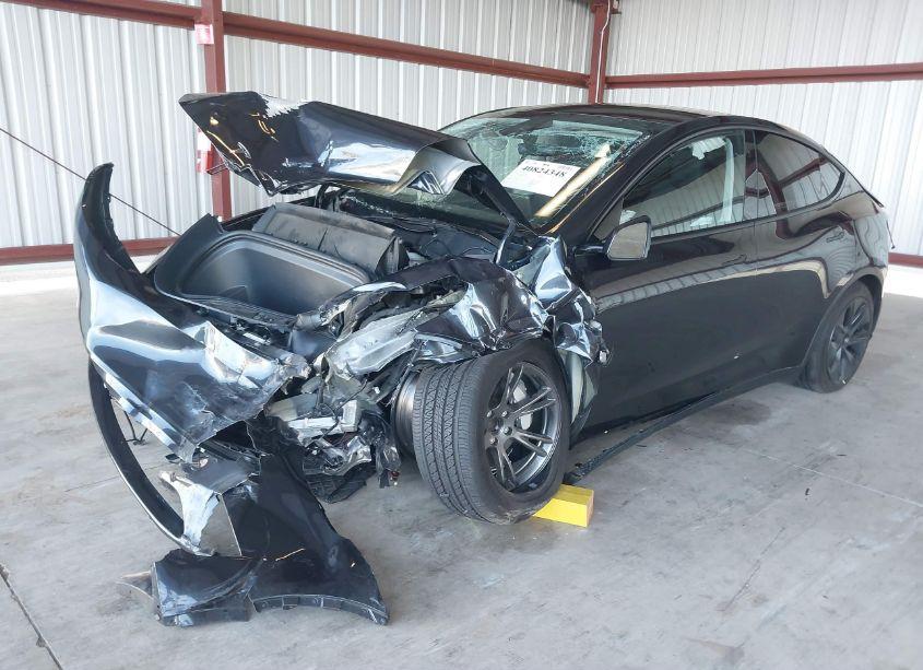 Photo 2 of 2024 Tesla Model Y LONG RANGE DUAL MOTOR ALL-WHEEL DRIVE/RWD (VIN 7SAYGDED2RF126508)