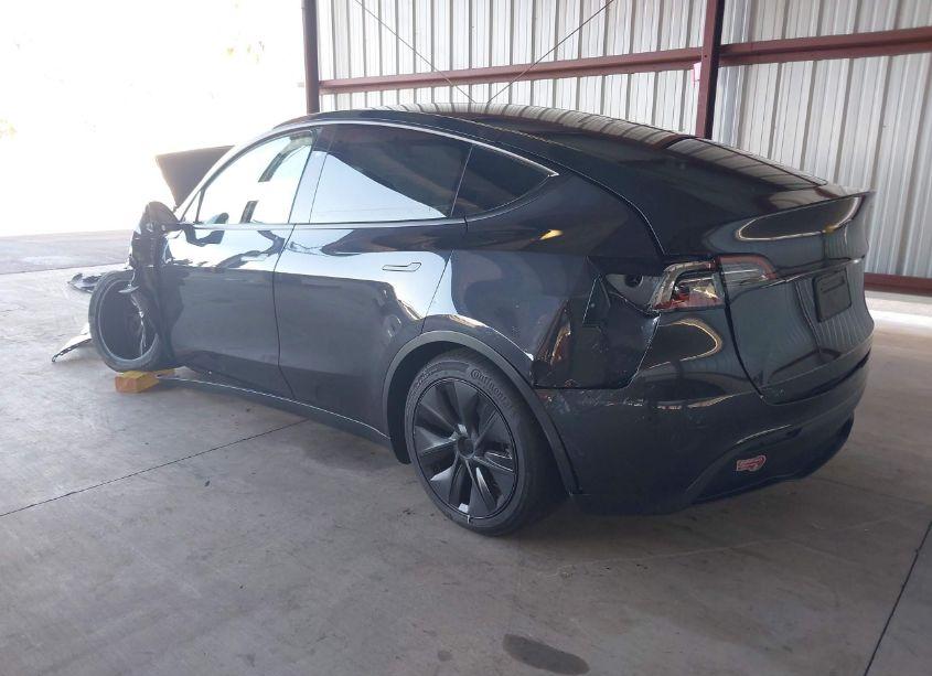 Photo 3 of 2024 Tesla Model Y LONG RANGE DUAL MOTOR ALL-WHEEL DRIVE/RWD (VIN 7SAYGDED2RF126508)