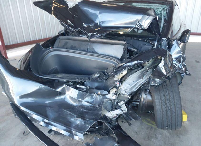 Photo 6 of 2024 Tesla Model Y LONG RANGE DUAL MOTOR ALL-WHEEL DRIVE/RWD (VIN 7SAYGDED2RF126508)