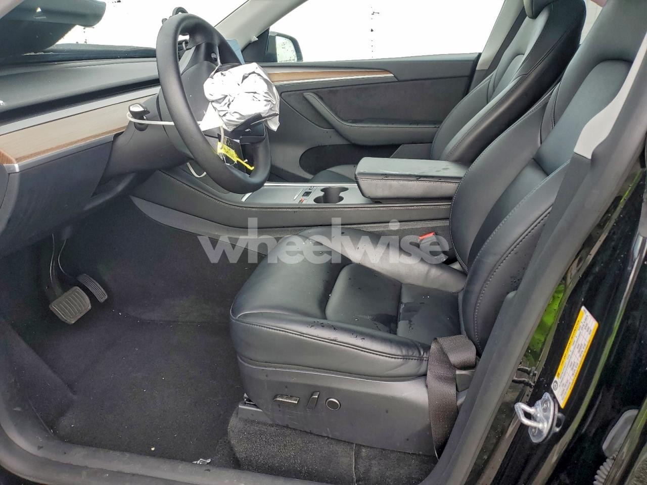 Photo 7 of 2024 TESLA MODEL Y (VIN 7SAYGDED2RF162618)