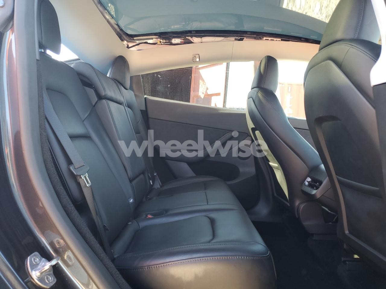 Photo 11 of 2025 TESLA MODEL Y (VIN 7SAYGDED2SF245519)