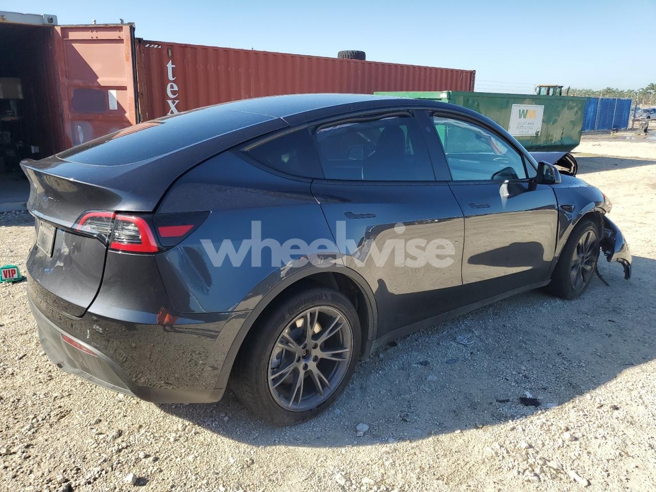 Photo 3 of 2025 TESLA MODEL Y (VIN 7SAYGDED2SF245519)