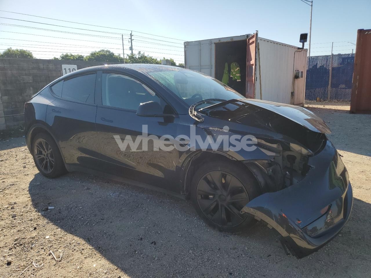 Photo 4 of 2025 TESLA MODEL Y (VIN 7SAYGDED2SF245519)