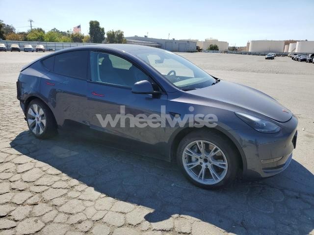 Photo 3 of 2023 TESLA MODEL Y (VIN 7SAYGDED3PF923556)