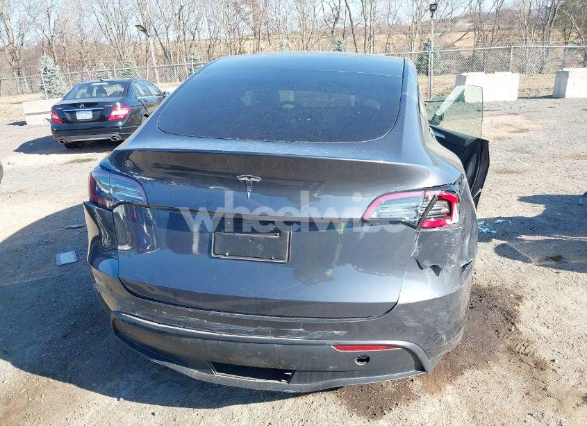 Photo 16 of 2023 Tesla Model Y RWD (VIN 7SAYGDED3PF958047)